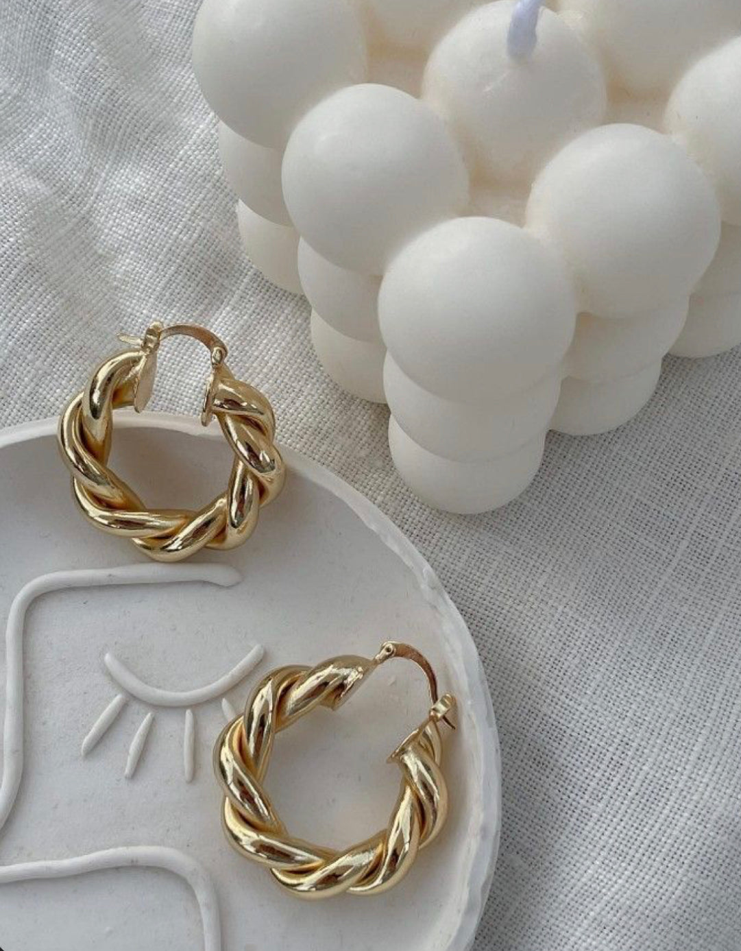 BOUCLES D’OREILLES