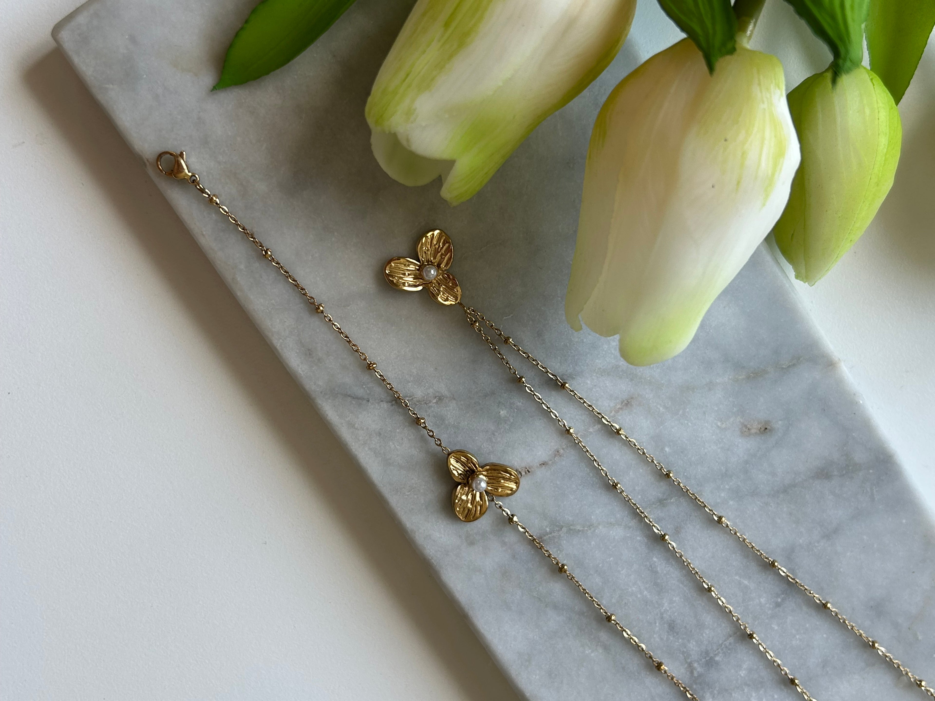 Collier iris