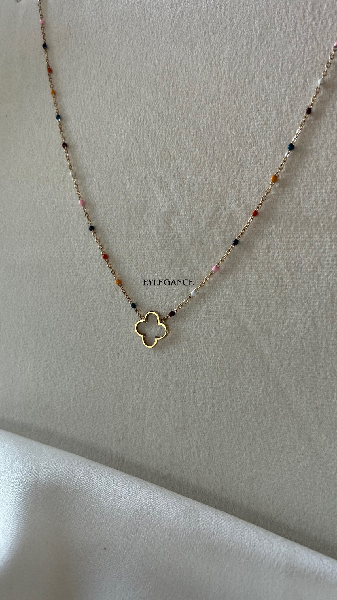 Collier Inaya