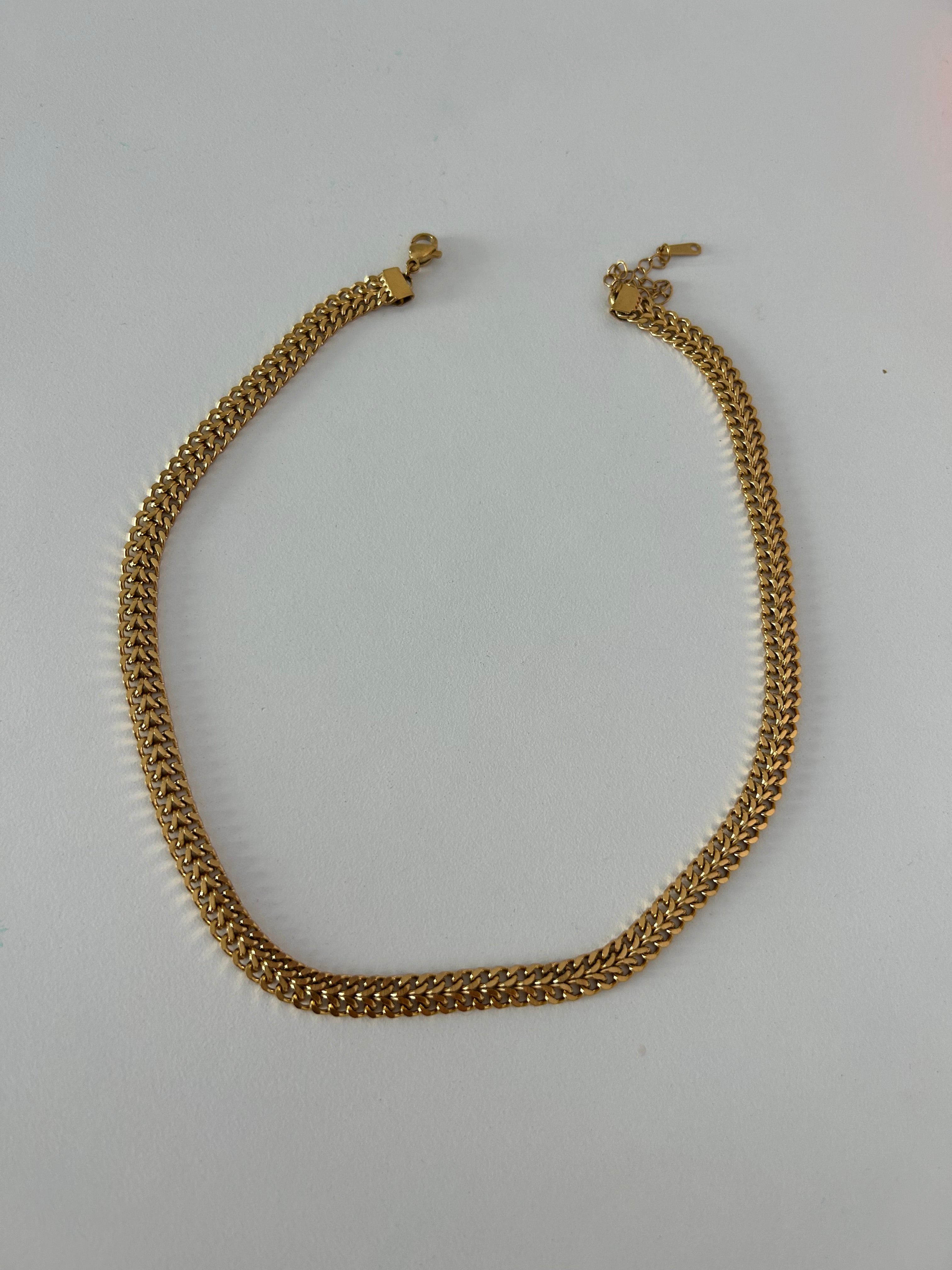 Collier Grosse maille Éclat d’or intemporel