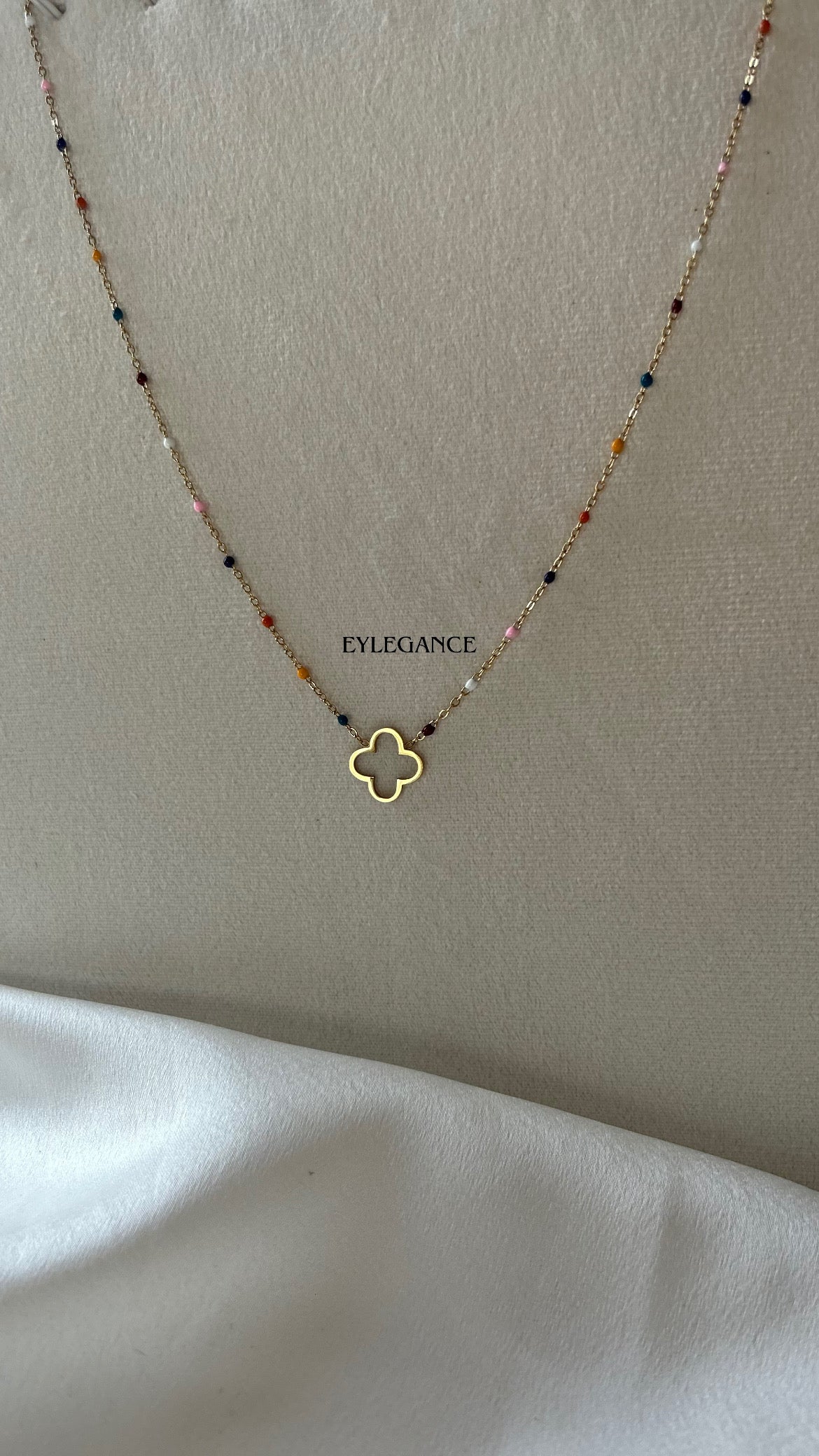 Collier Inaya